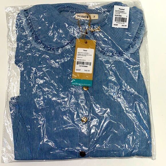 Pastel Large collar Raw Edge Ruffle Blouse New - Picture 2 of 5